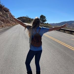 Meet your Posher, Kelli